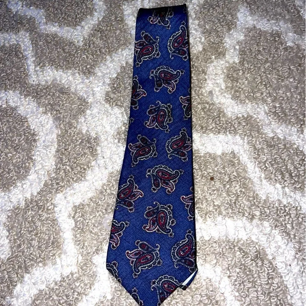 Oscar De La Renta tie